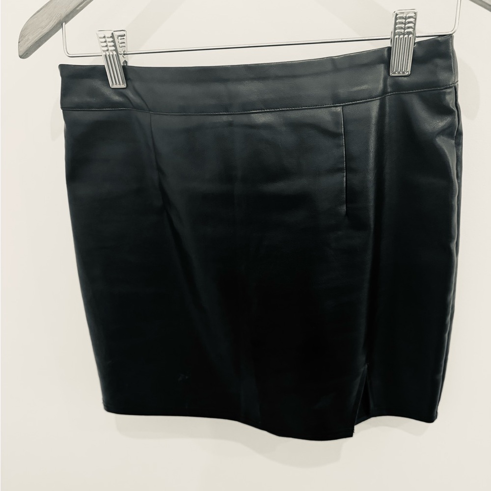Classic Black Leather Skirt Lulus small